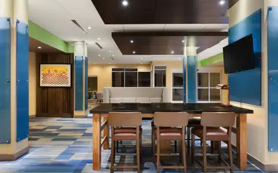 Holiday Inn Express & Suites Edinburg-McAllen Area by IHG