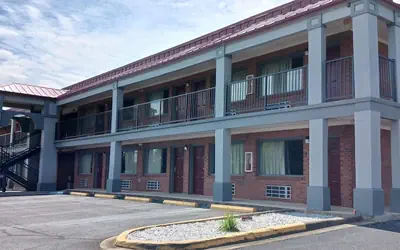 Red Roof Inn & Suites Scottsboro