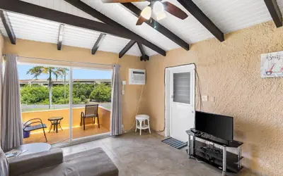 Caribbean View Your Way 1 Bedroom Condo by RedAwning