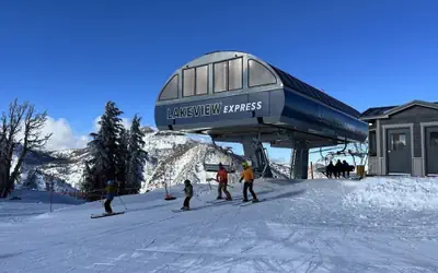 Delightful 4BR Home Nr Downtown Reno w Fireplace