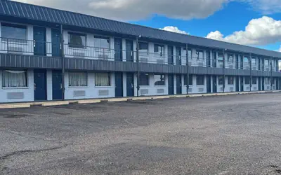 Motel 6 Borger, TX – Boom Town