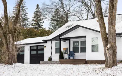 4BDR Retreat Downtown & East Bay 3191