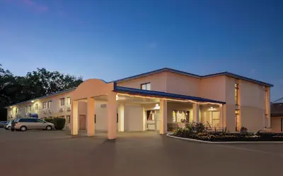 The Cayuga Inn at the Finger Lakes