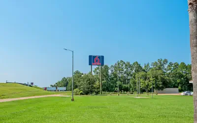 Motel 6 Hammond, LA – I 12 – I 55