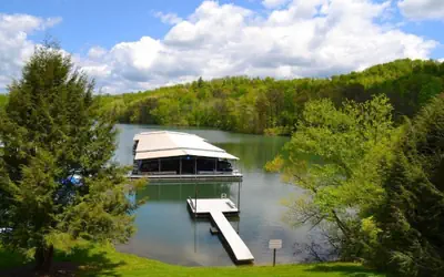 Boundary Waters Resort & Marina