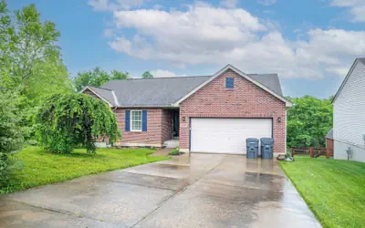 Poolside Paradise Near the Ark