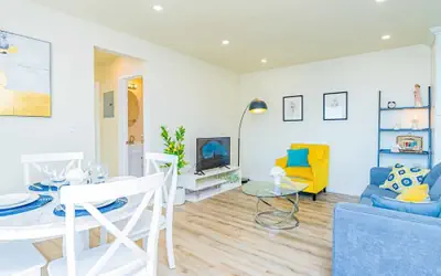 2b2b APT Close to Rose Parade and Pasadena Oldtown