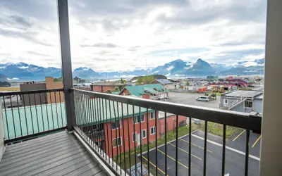 Chugach Naswik Suites