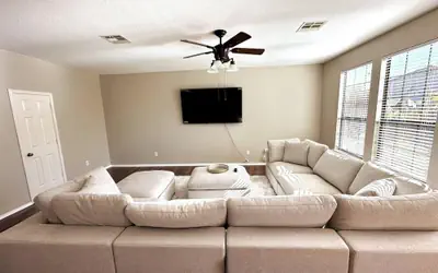 Autin - Family & Groups - Modern Lux