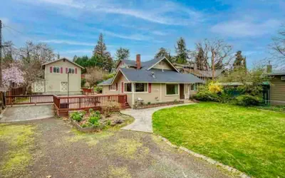 Medford Home and 2 Condos With Pool and Hot tub