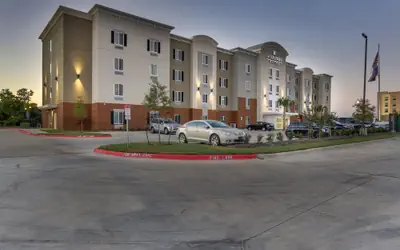 Candlewood Suites College Station At University by IHG