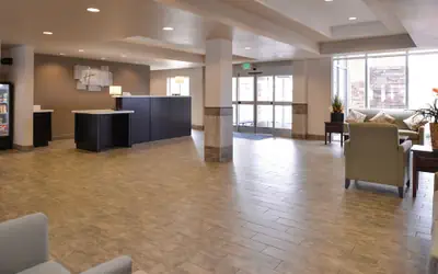 Holiday Inn Express & Suites Williams by IHG