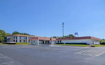 Motel 6 Stockbridge, GA – Hwy 138 W