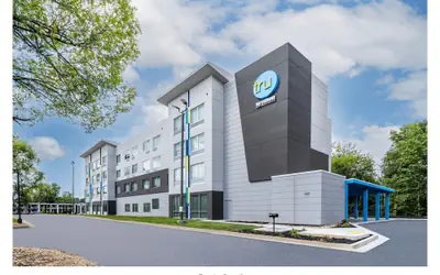 Tru By Hilton Commerce