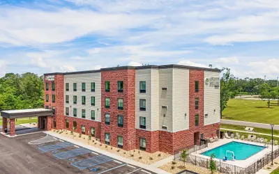 Cobblestone Hotel & Suites - Foley