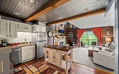 Sleeps 6 Pool Playground Mountain Views Hot Tub