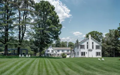 Lincoln Inn & Gallery