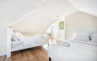 3BR Prime Luxury near NYC w Arcade Room