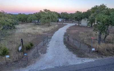 Riesling: Pet-friendly, Hot-tub, 10-min to Downtown!