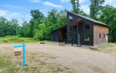 Bearly Creekin' Stay for 14!