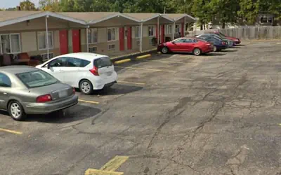 St Roberts Towne & Village Extended Stay