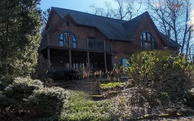 The Carriage House Inn Bed and Breakfast