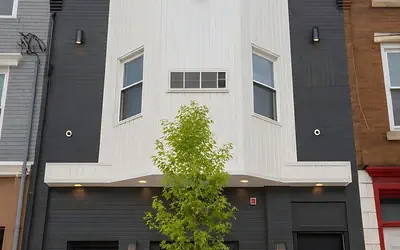 West Philadelphia Modern Hotel & Suites