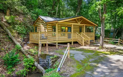 Gburg Pet-friendly Studio Cabin 5 Firepit Games