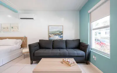 Casa Del Mar Deluxe Studio 2