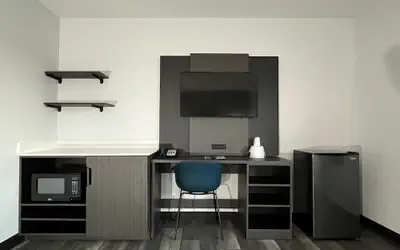 Studio 6 Suites Urbana, IL