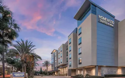 Homewood Suites by Hilton Anaheim Resort – Convention Center