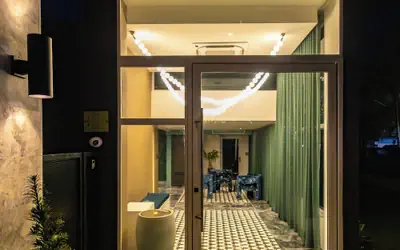 El Savoy Queen-Pool ResortVibe NearBeach