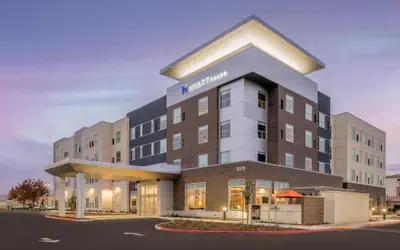 Hyatt House Fresno Campus Pointe