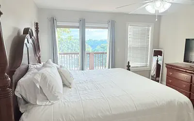 Lake It Easy 3 Level Home