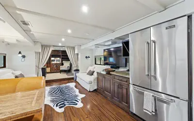 The Aspen Unit in Austin