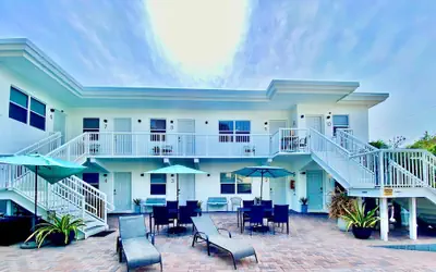 Hollywood Boardwalk Studio Fully Equipped Kitchen