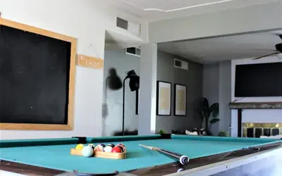 El Chuco Home W/ Pool, Pool Table,15 min Downtown