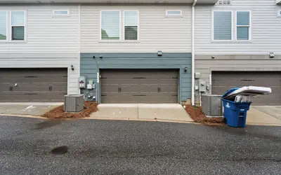 King 3BR Townhouse in Camp North End