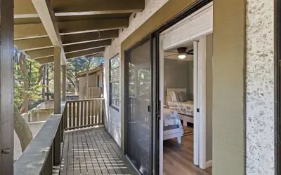 Hilton Head 3BR Retreat Pool, Dining & Shops