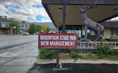 Mountain Star Inn