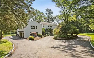 The Mansion Hotel-style