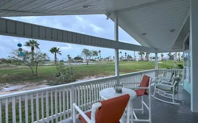 Stylish 2BR Waterfront Home w Pool Resort Access