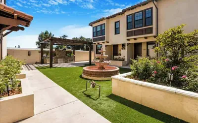 Newly Built Pasadena Retreat Parking Great Location