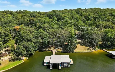 Lakefront Home w/ Dock, Boat Slip, Private Ramp, Kayaks, Paddle Boards & Firepit