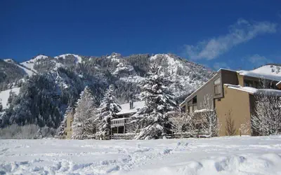 Sv145 - Walk to Lifts & Town - Hot Tub & Pool