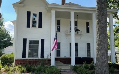 Charleston House Bed & Breakfast Inn