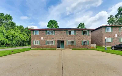 The Homestead - Luxury-cozy 2BR Apartments Near SFA & Historic Downtown Nacogdoches