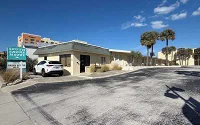 South Shores Motel