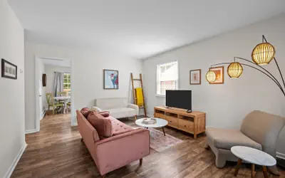 Bull City Bungalow - Walk to 9th Street Near Duke