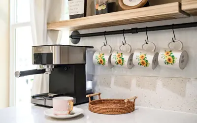 Modern Cozy Stay w Outdoor Patio Grill